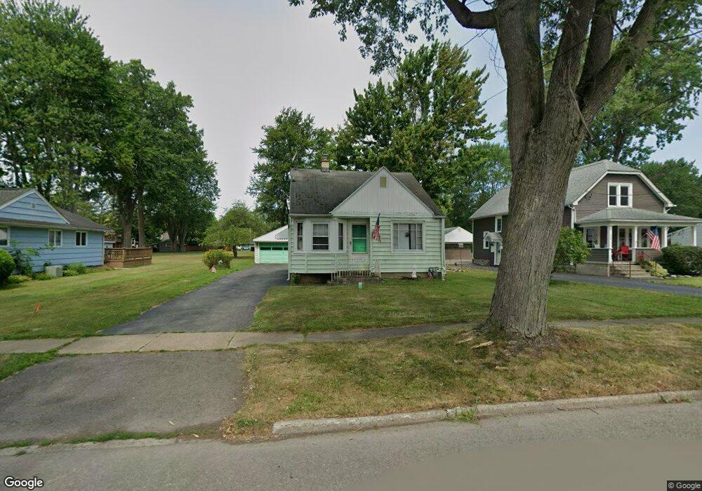 426 E Stenzil St, North Tonawanda, NY 14120 - photo 1