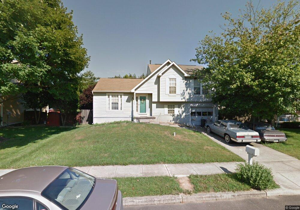 14 Jennifer Ln, Morrisville, PA 19067 - photo 1