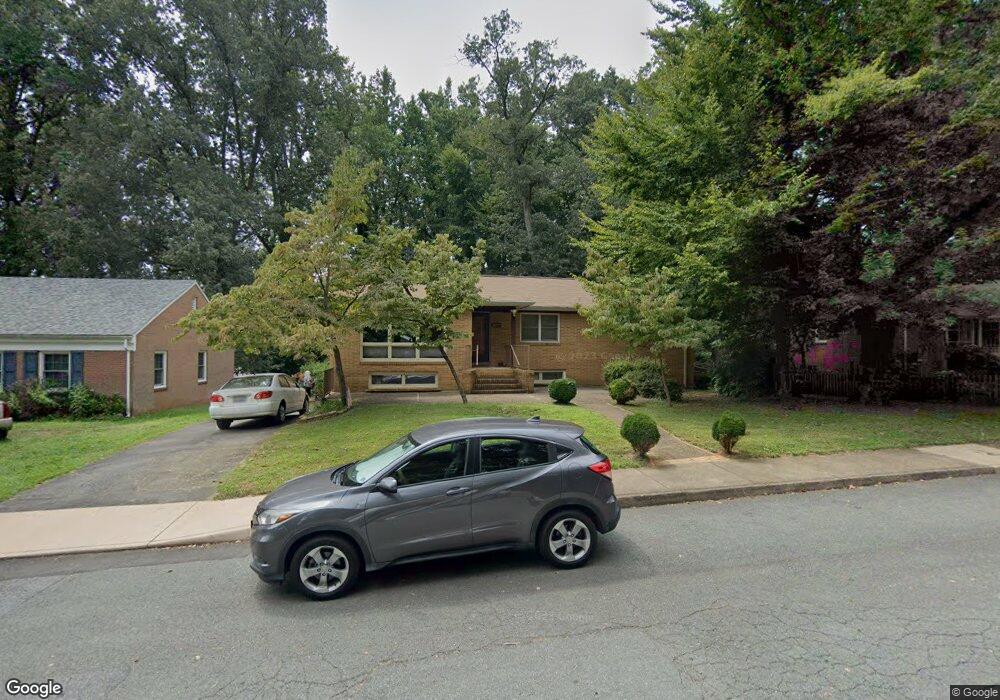 1622 Amherst St, Charlottesville, VA 22903 - photo 1