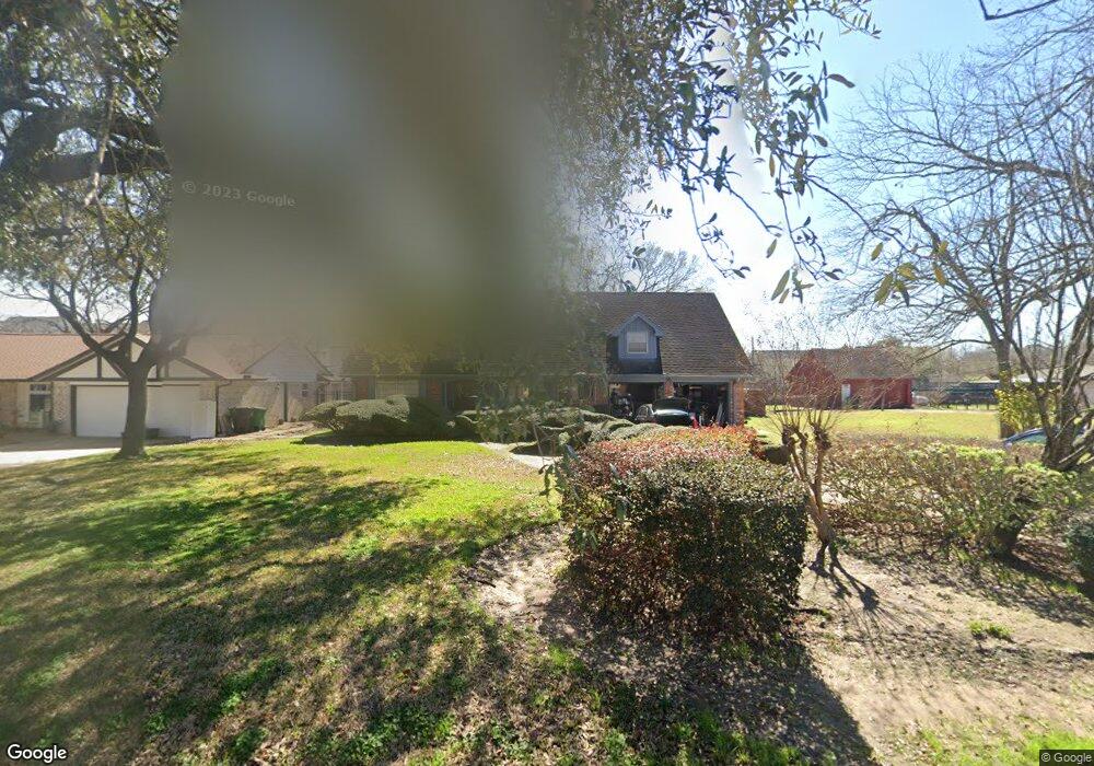 110 E Thornton Rd, Houston, TX 77022 - photo 1