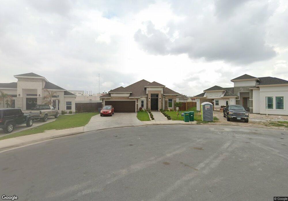 402 W Carmel Ave, Pharr, TX 78577 - photo 1