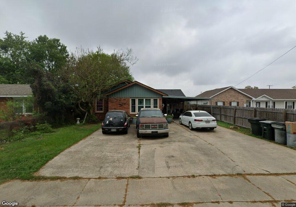 729 Azalea St, Lake Charles, LA 70607 - photo 1