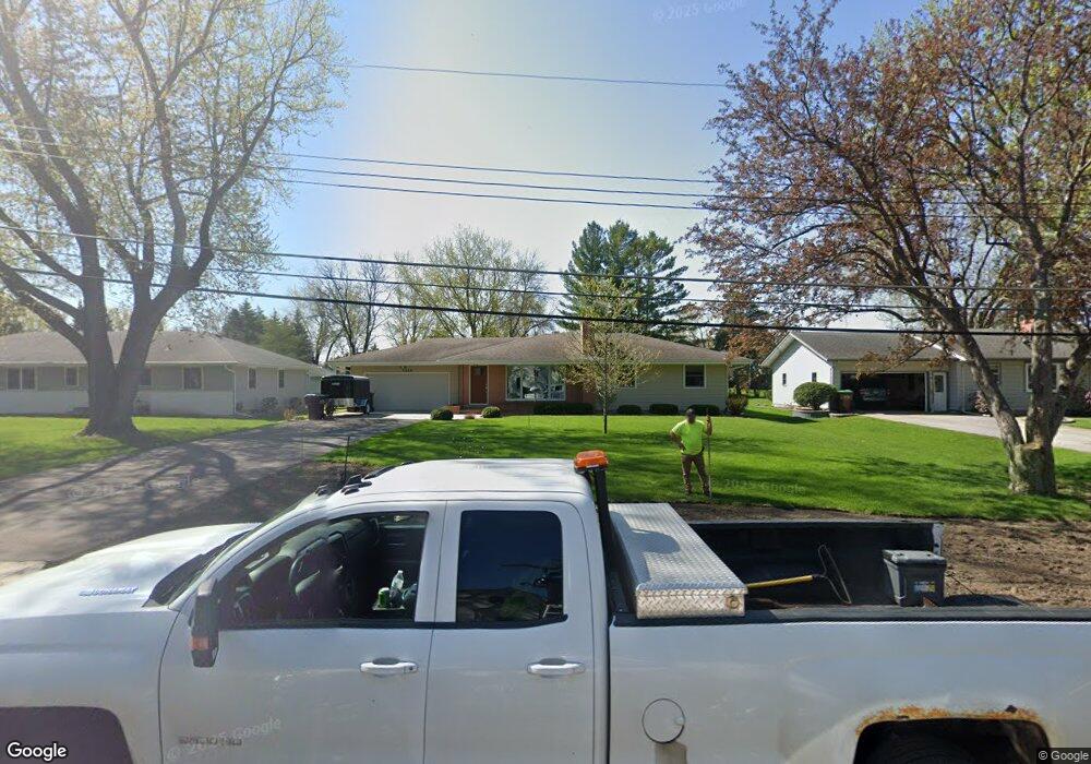 5369 Bryant St, Maple Plain, MN 55359 - photo 1