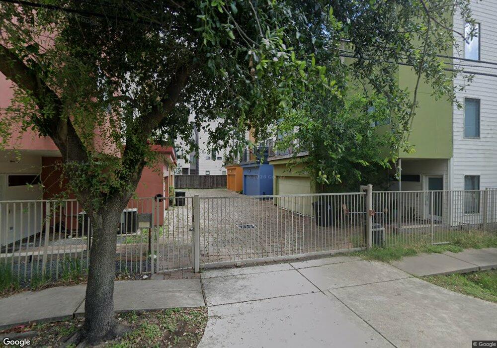 4110 Spencer St unit B, Houston, TX 77007 - photo 1