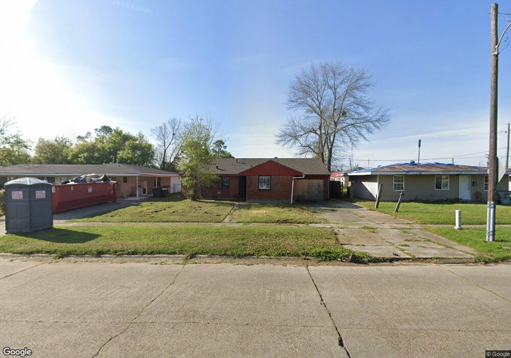 2728 S General Wainwright Dr, Lake Charles, LA 70615 - photo 1