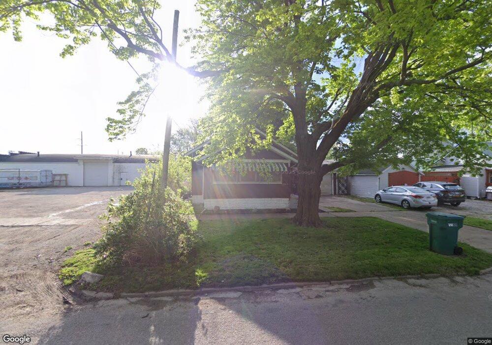 208 N 12th St, Mattoon, IL 61938 - photo 1