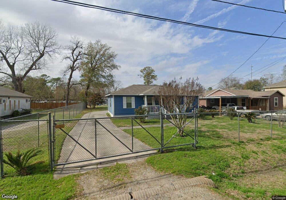 7327 Sandle St, Houston, TX 77088 - photo 1