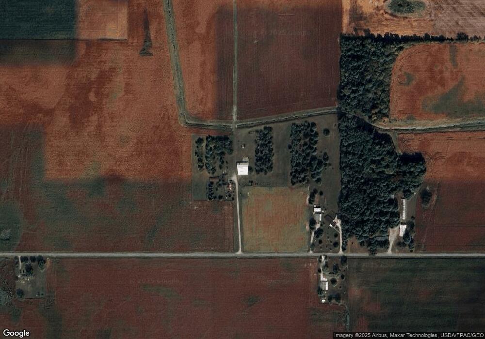 20548 Clay Rd, Wapakoneta, OH 45895 - photo 1