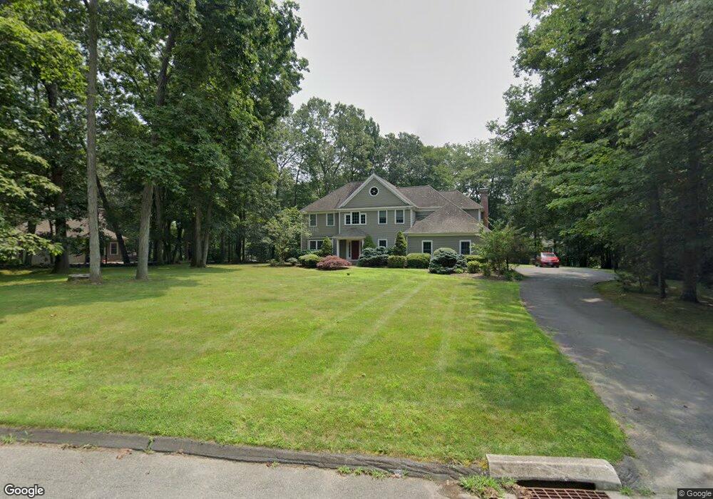 5 Pinnacle Dr, Newtown, CT 06470 - photo 1