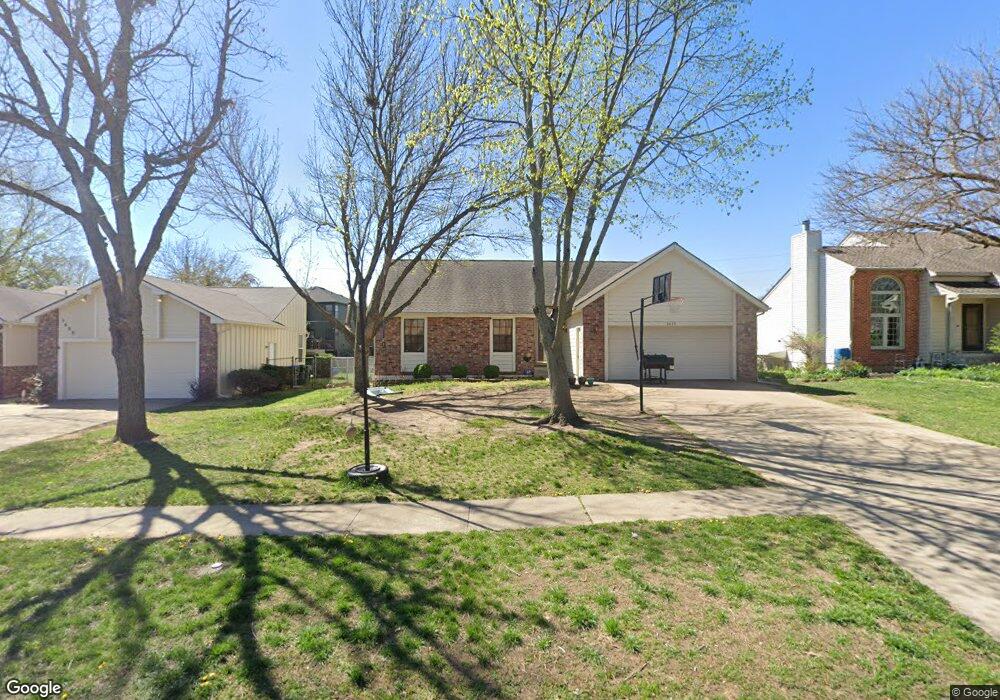 5615 SW 34th St, Topeka, KS 66614 - photo 1