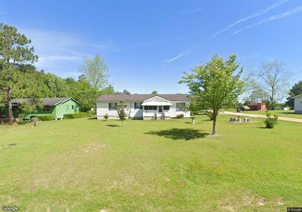 704 E Union Dr, Doerun, GA 31744 - photo 1