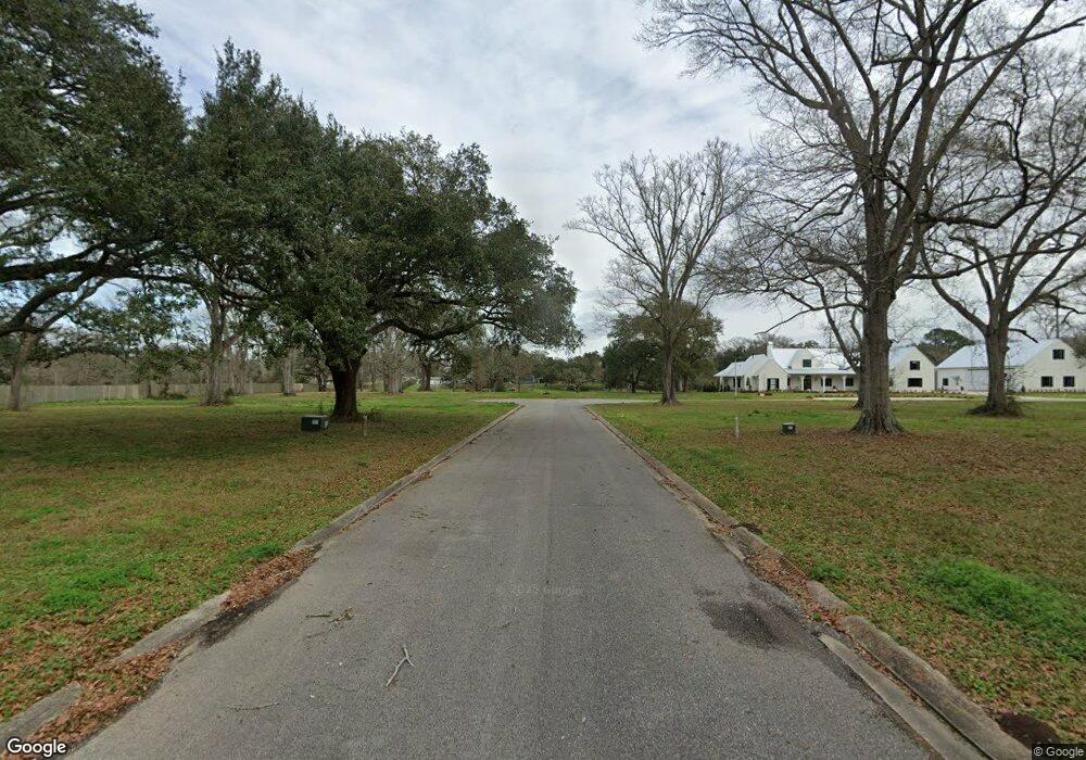 11 Elias Dr, New Iberia, LA 70560 - photo 1