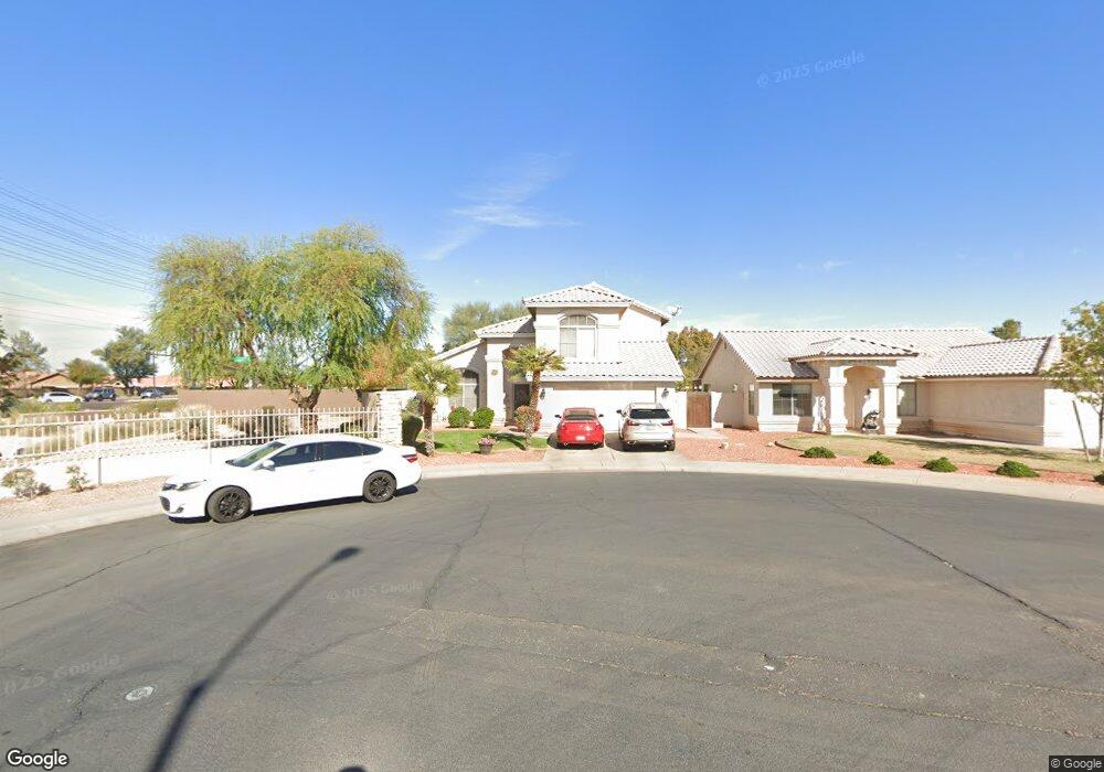 1604 E Laurel Ave, Gilbert, AZ 85234 - photo 1