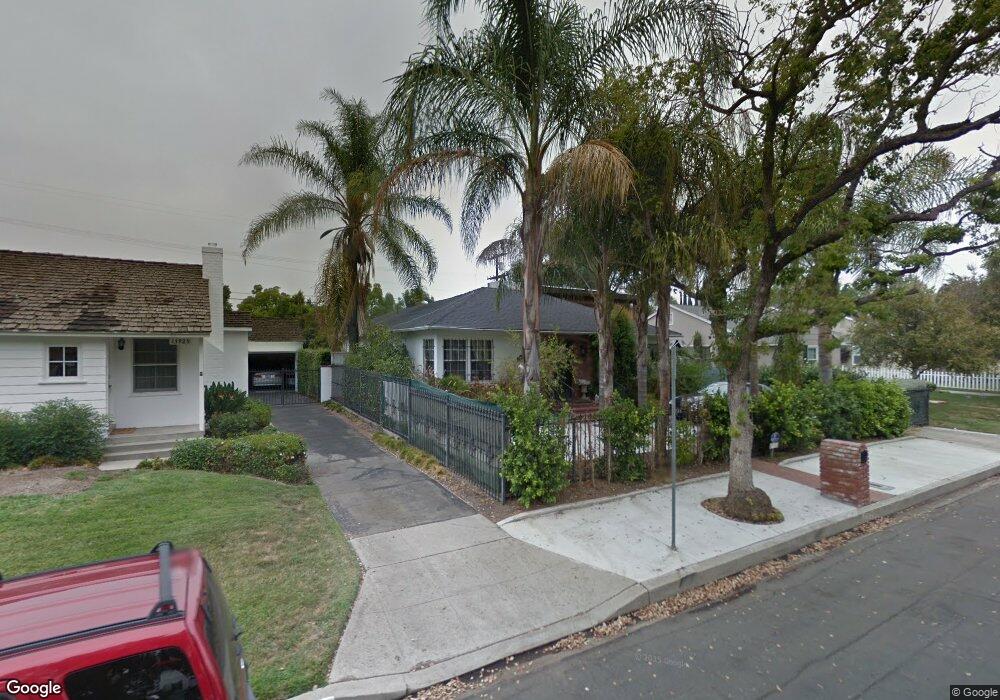 13923 Peach Grove St, Sherman Oaks, CA 91423 - photo 1