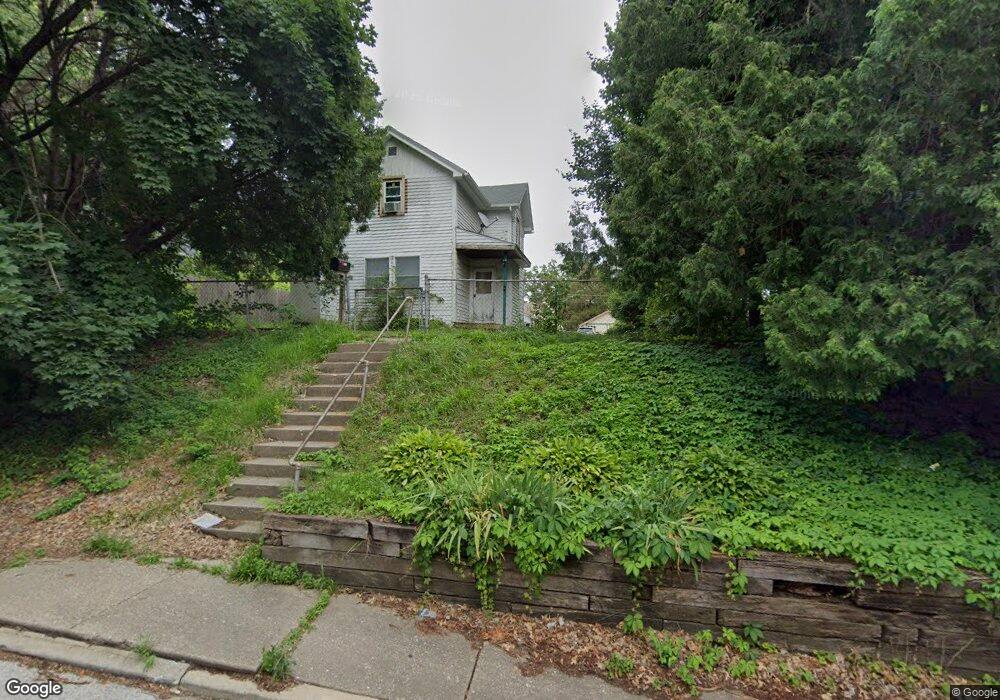 1611 Esplanade Ave, Davenport, IA 52803 - photo 1