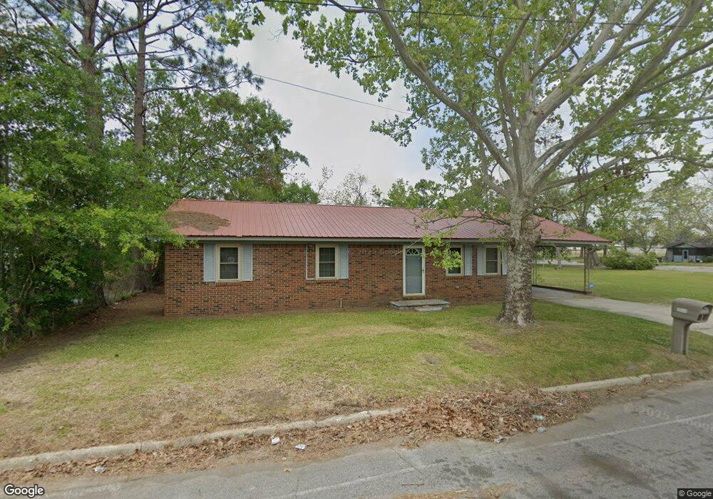 902 Tillman St, Douglas, GA 31533 - photo 1