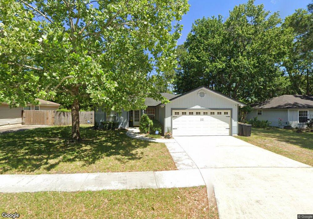 7811 Hunters Lake Cir N, Jacksonville, FL 32210 - photo 1