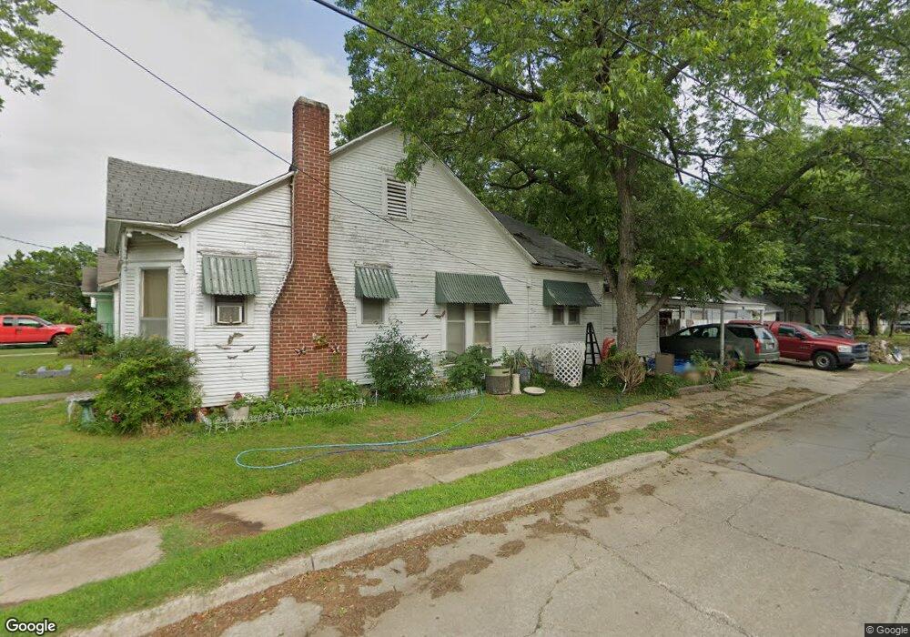 30 5th Ave SW, Ardmore, OK 73401 - photo 1