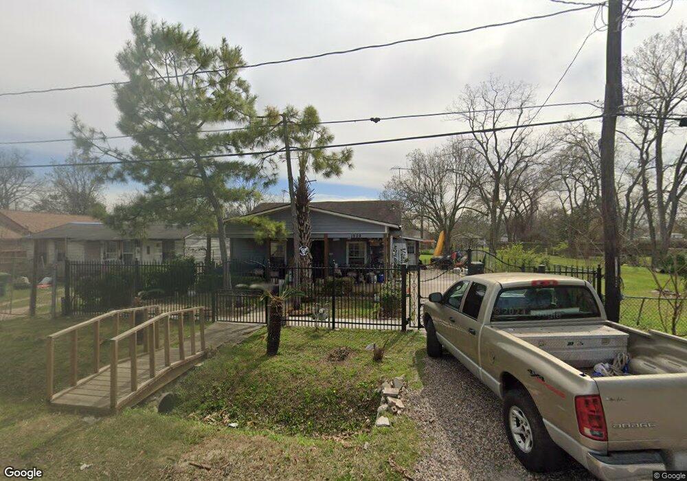 1908 Creston Dr, Houston, TX 77026 - photo 1