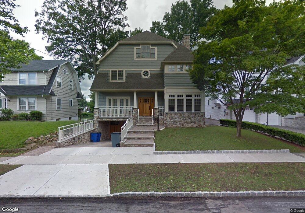 62 Allendale Rd, Staten Island, NY 10305 - photo 1