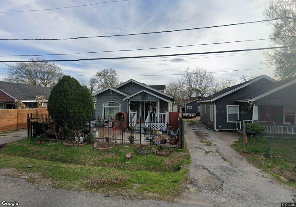 209 Coronado St, Houston, TX 77009 - photo 1