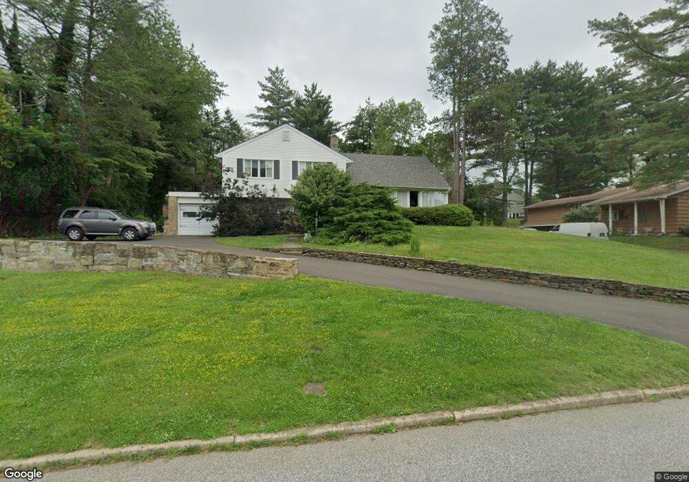 305 Lorimer Dr, Wyncote, PA 19095 - photo 1