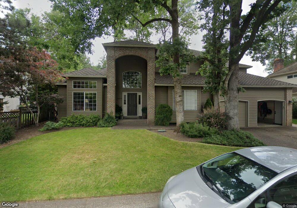 16236 White Oaks Dr, Lake Oswego, OR 97035 - photo 1