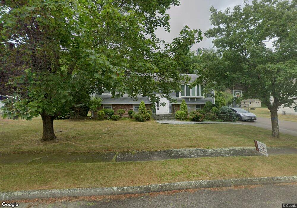 30 Sandy Ridge Cir, Sharon, MA 02067 - photo 1