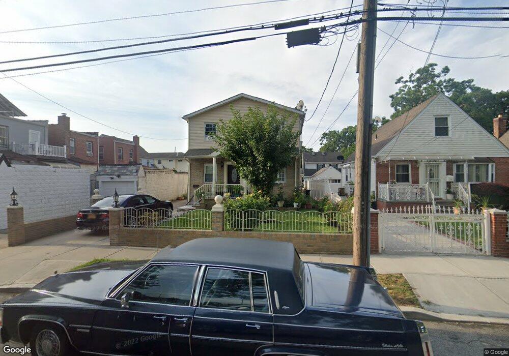 23754 Fairbury Ave, Bellerose, NY 11426 - photo 1