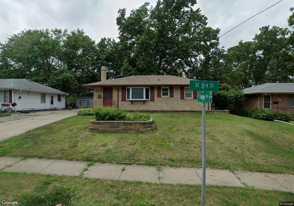 3232 SE 3rd St, Des Moines, IA 50315 - photo 1