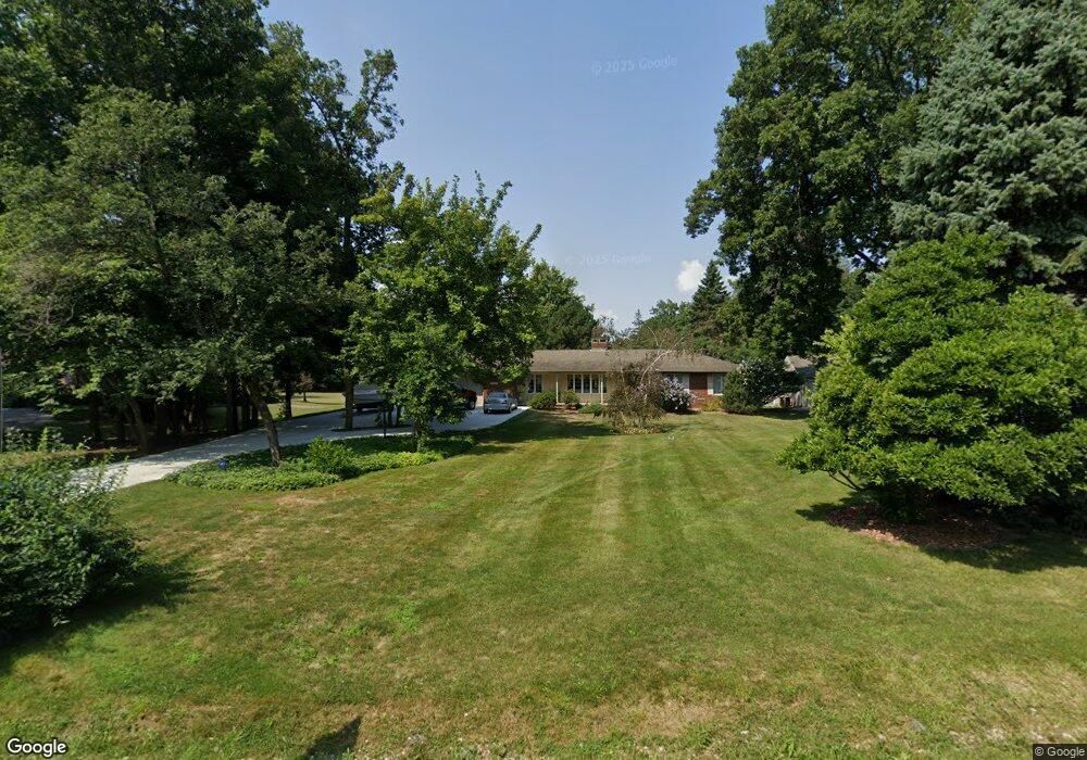 19054 Parke Ln, Grosse Ile, MI 48138 - photo 1