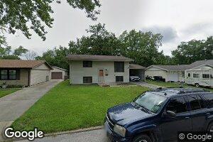 3487 Hummingbird Dr, Decatur, IL 62526
