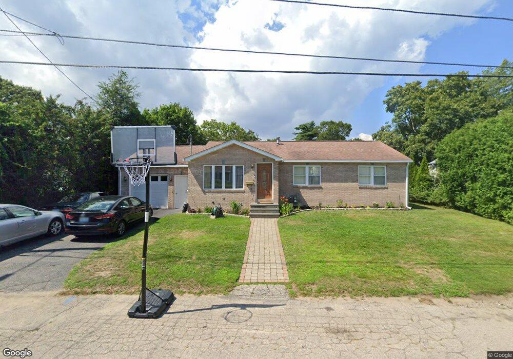 21 Stanmore Rd, Warwick, RI 02889 - photo 1