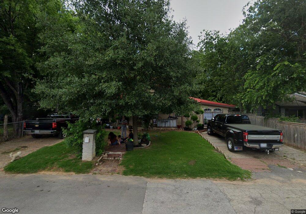 708 N Wood St, Cleburne, TX 76033 - photo 1