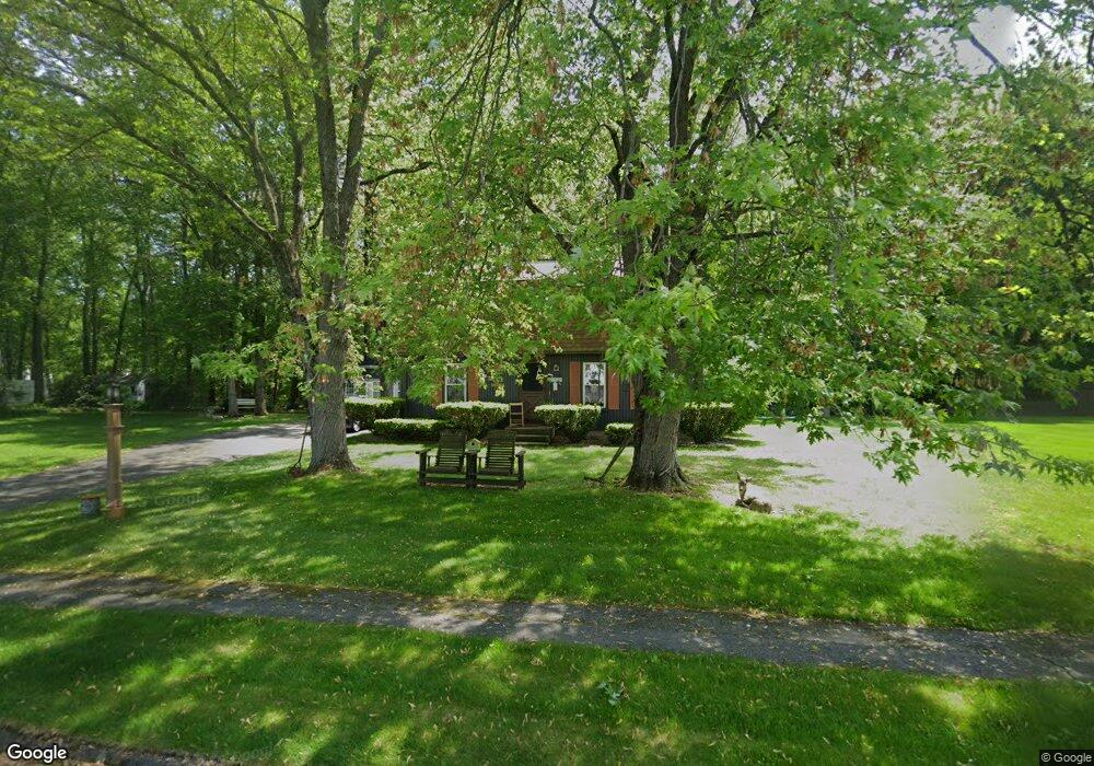 139 Hendom Dr, Feeding Hills, MA 01030 - photo 1