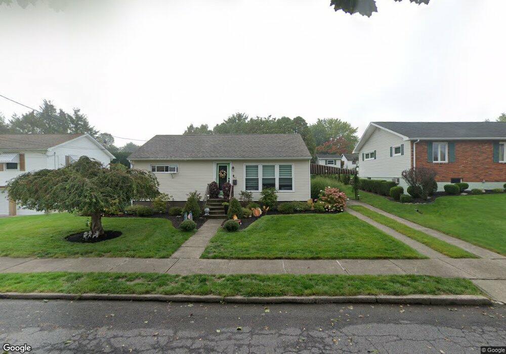 262 E Morton St, Old Forge, PA 18518 - photo 1