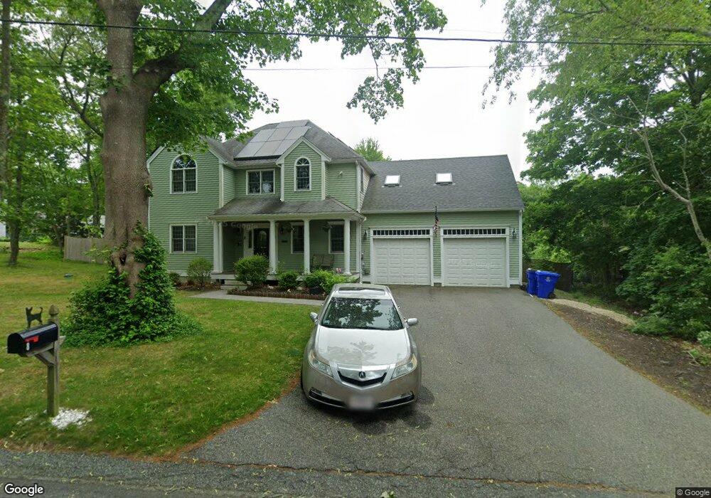 8 Washburn St, Sagamore Beach, MA 02562 - photo 1