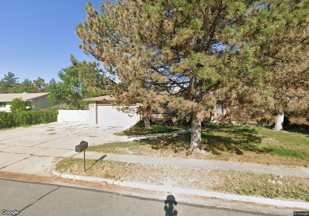 12210 S 2240 W, Riverton, UT 84065 - photo 1