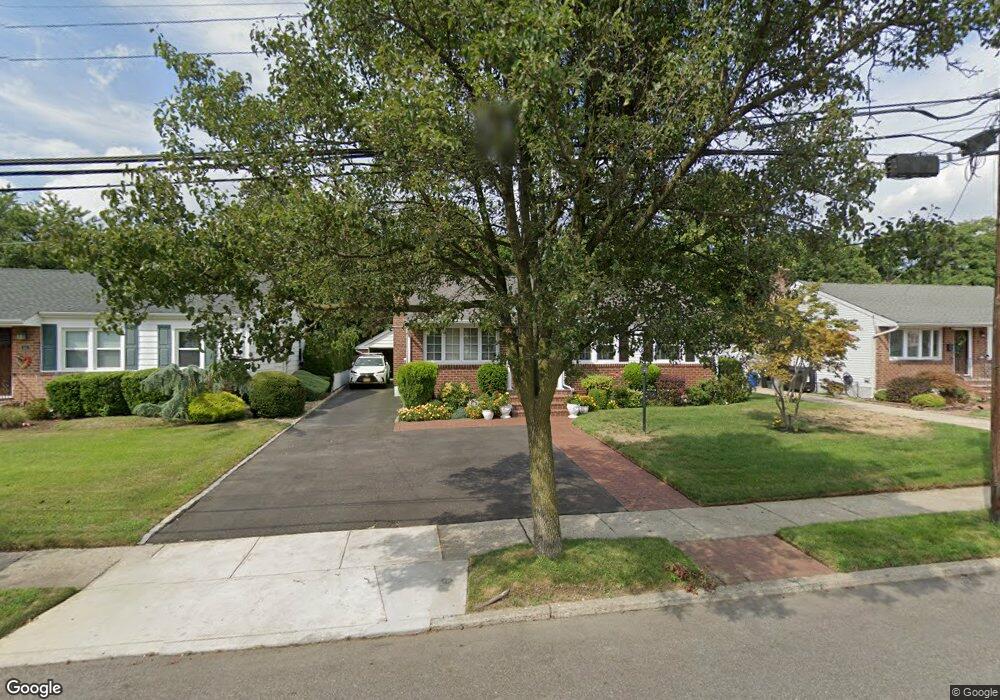 56 Dolores Place, Malverne, NY 11565 - photo 1