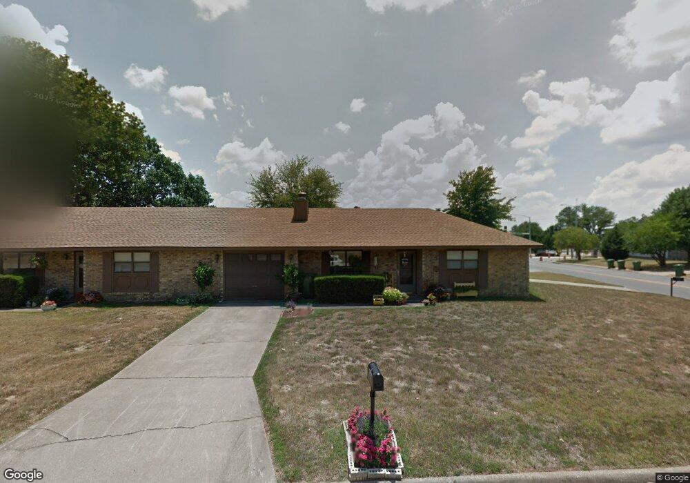 1200 W Countrywood Cir, Rogers, AR 72756 - photo 1