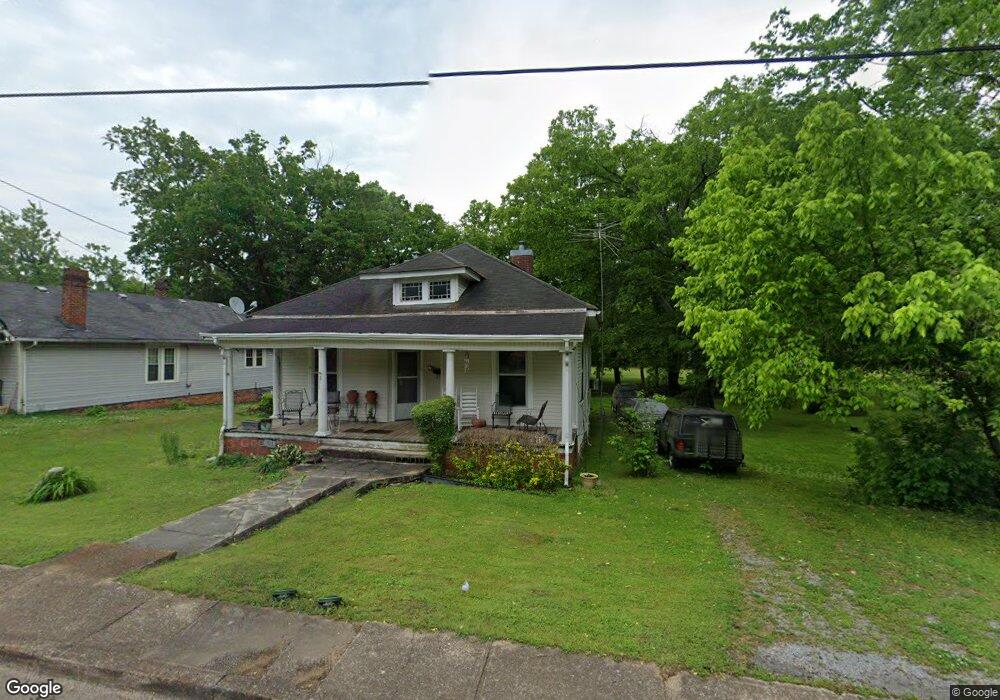 211 Walnut St, Shelbyville, TN 37160 - photo 1