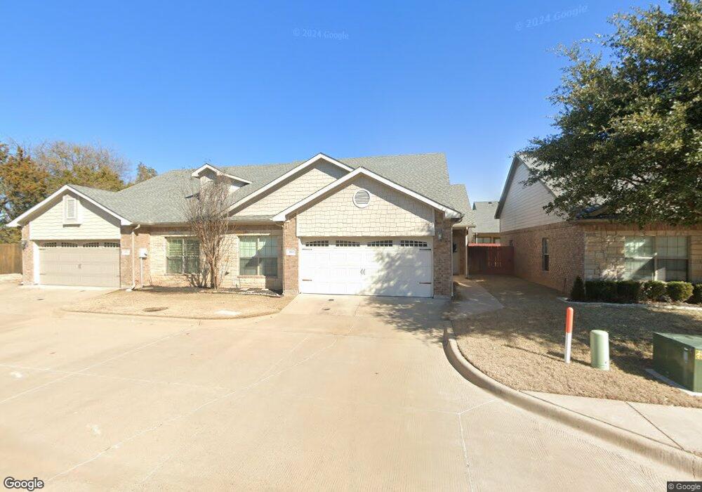 203 Chelsea Ct, Granbury, TX 76049 - photo 1