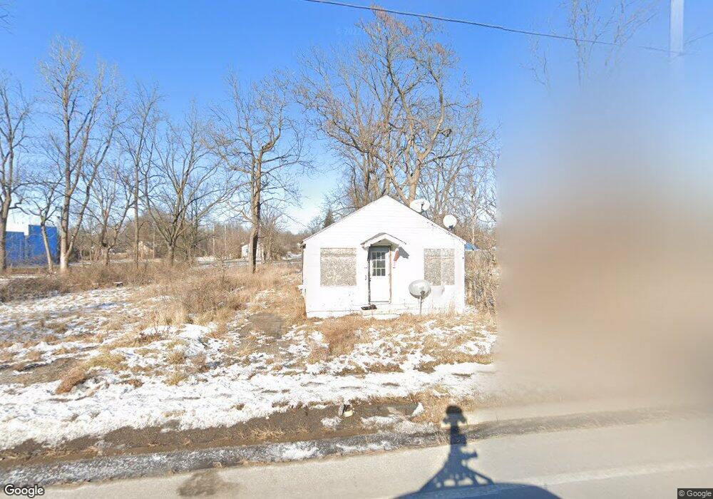 1288 E Carpenter Rd, Flint, MI 48505 - photo 1