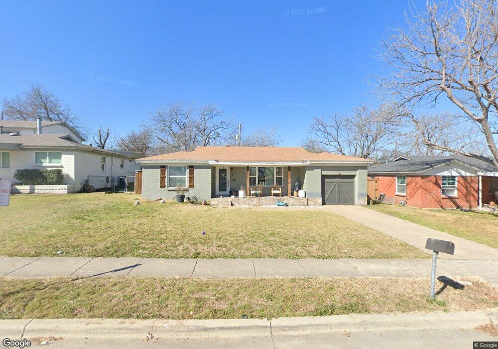 876 Perry Dr, Fort Worth, TX 76108 - photo 1
