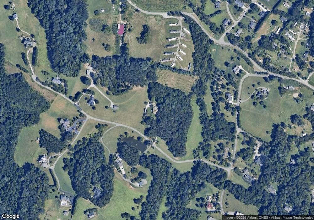 33 Plantation Dr, Asheville, NC 28806 - photo 1