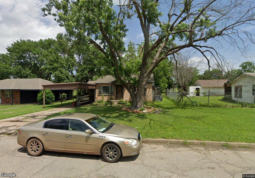 216 E 8th St, Cushing, OK 74023 - photo 1