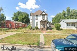 1924 W 2nd St, Davenport, IA 52802