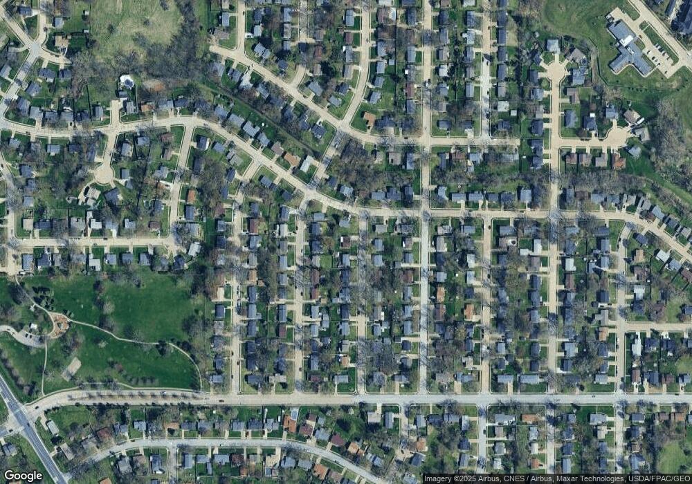 4726 Scott St, Davenport, IA 52806 - photo 1