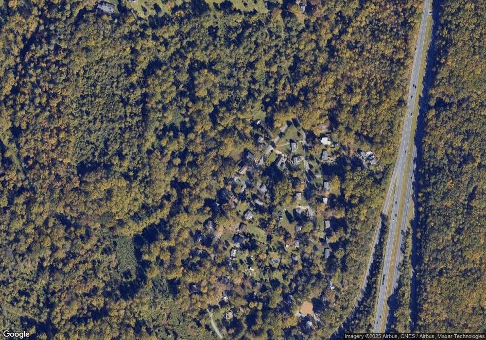 142 Buckingham Cir unit B, Charlottesville, VA 22903 - photo 1