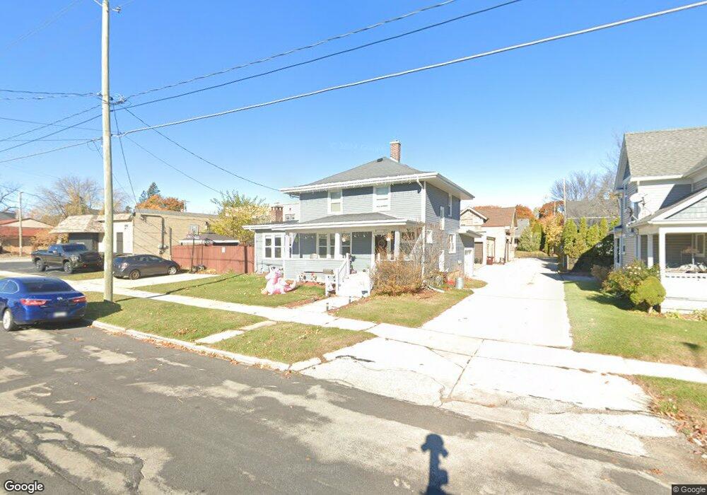 714 Huron St, Manitowoc, WI 54220 - photo 1